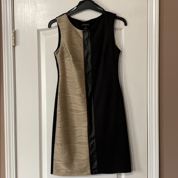 Dress - Picture 1 of 4